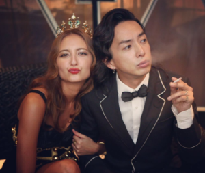 奈良裕也の結婚した嫁はエリ―ローズ